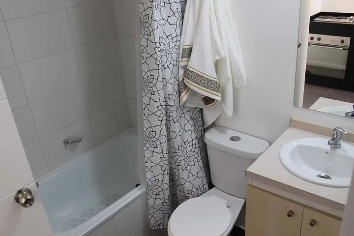 Room 8 of 20