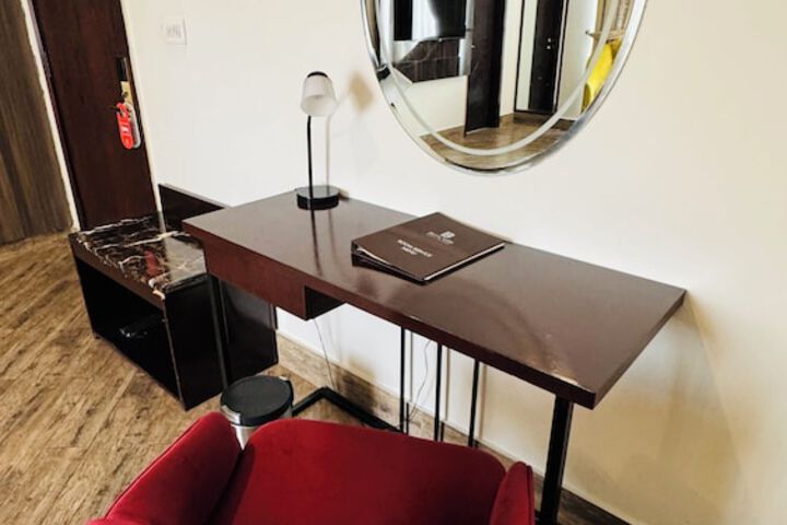 Room 42 of 67