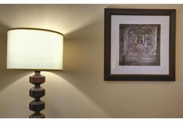 Standard Room, King or Two Doubles (2 of 5)
