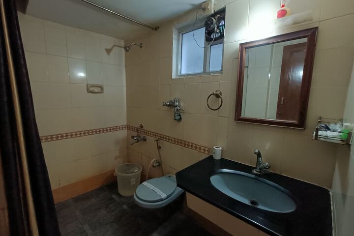 Room 74 of 93
