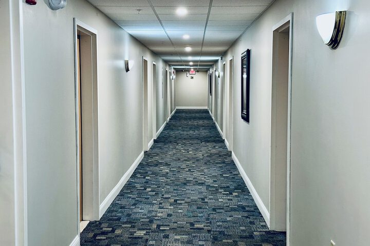 Ballroom/Hall 39 of 49