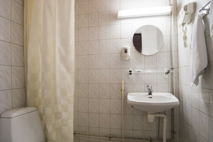 Room 27 of 41