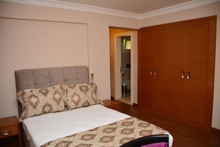 Room 19 of 135