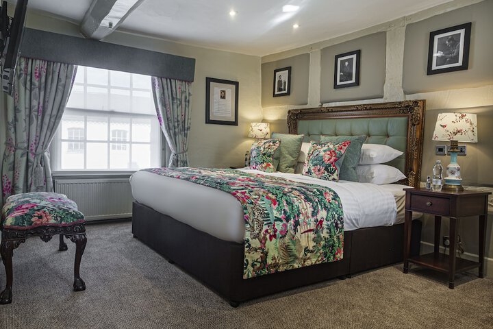 Room 3 of 45