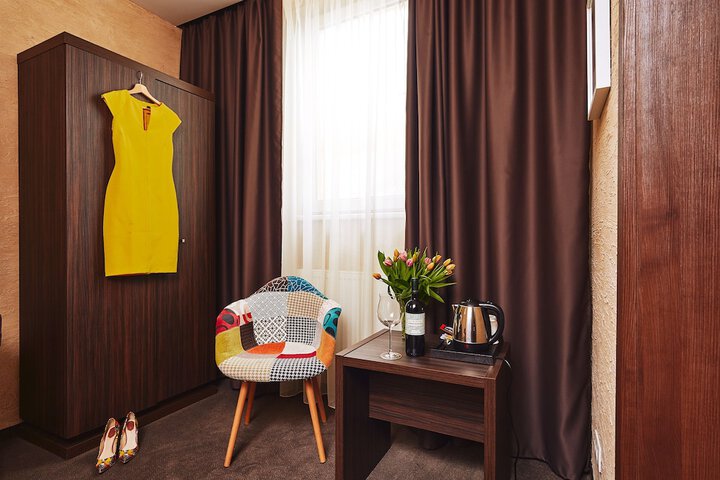 Room 7 of 81