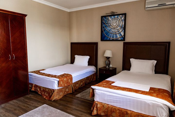 Room 3 of 19