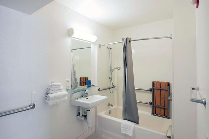 Bath Photo