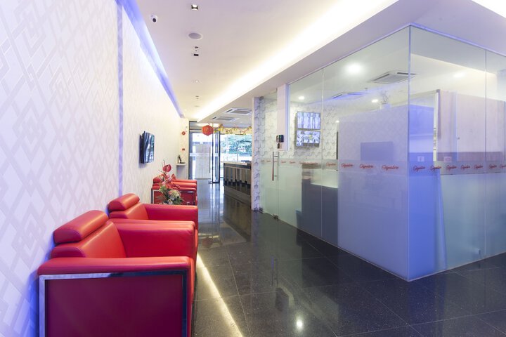 Hotel Lobby
