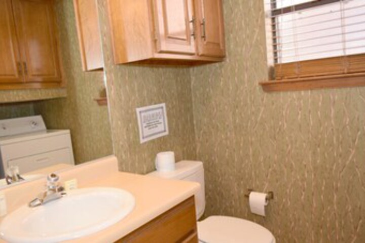 Room 3 of 20