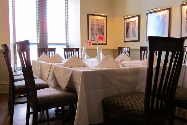 Dining Photos