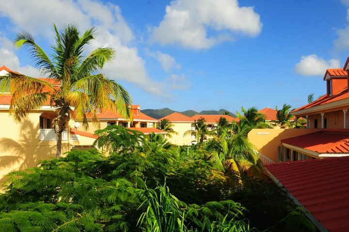 Flamboyant Le Village
