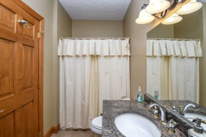 Room 8 of 50