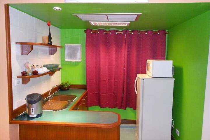 Private kitchenette