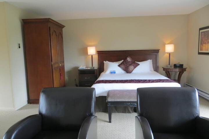 Room 9 of 62