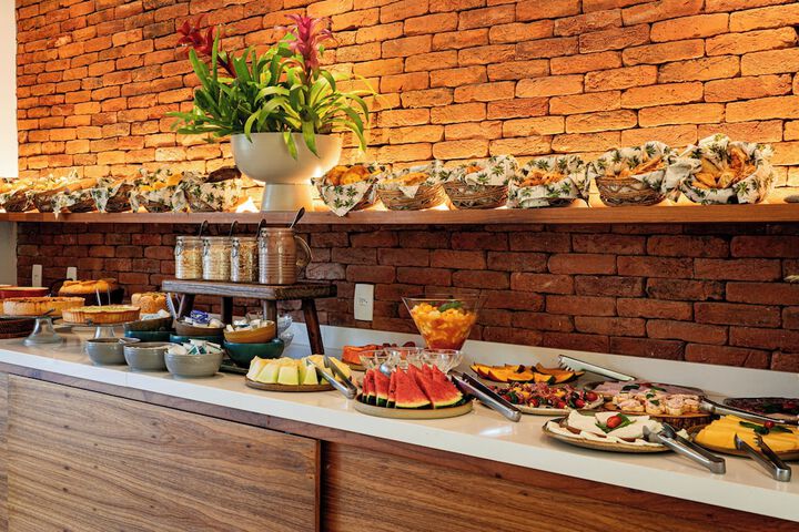 Breakfast/Coffee Service 55 of 105