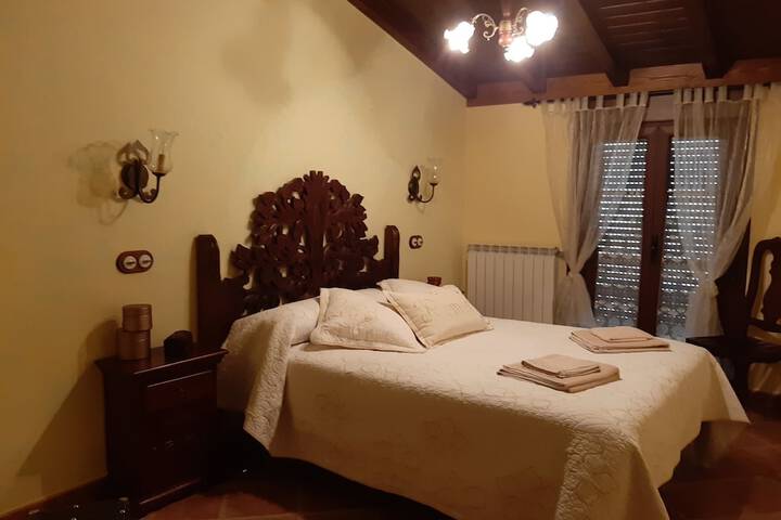 Room 4 of 48