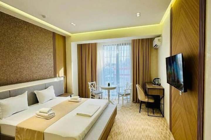 Room 21 of 60