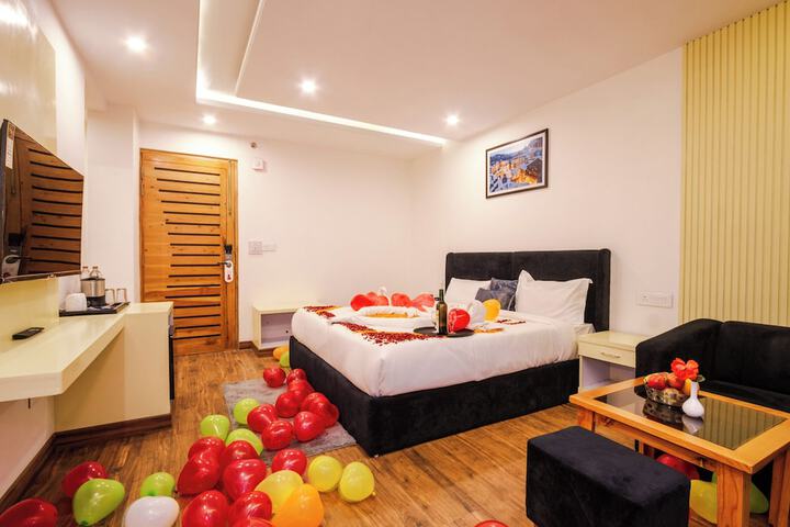 Room 2 of 46