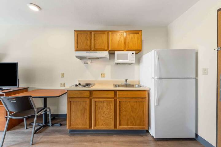 Double with Kitchenette (7 of 11)
