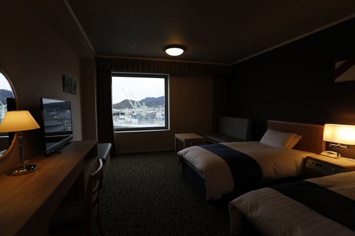 Room 14 of 51
