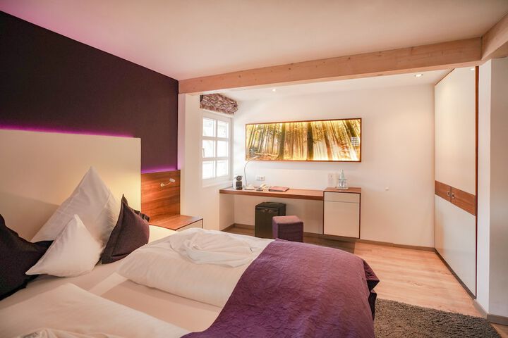 Room 48 of 173