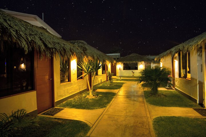 Hotel Exterior 66 of 80
