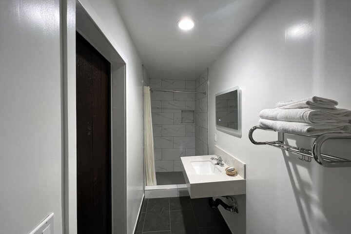Room 8 of 20