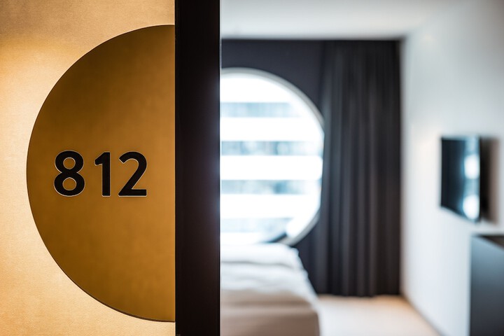 Room 4 of 45