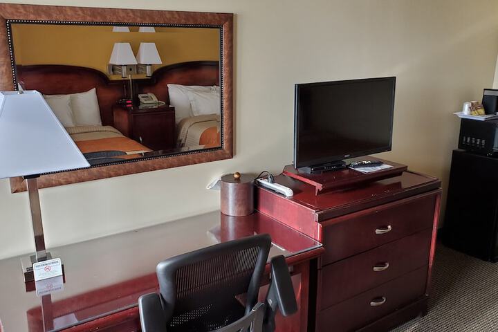 Room amenity