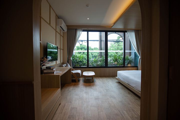 Room 7 of 67