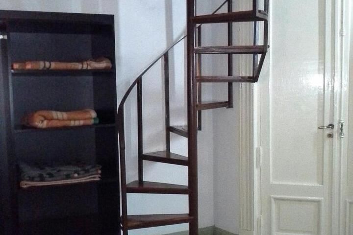 General 10 of 22