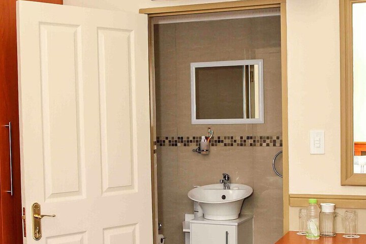 Room 26 of 36