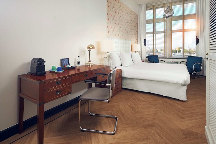 Room 26 of 56