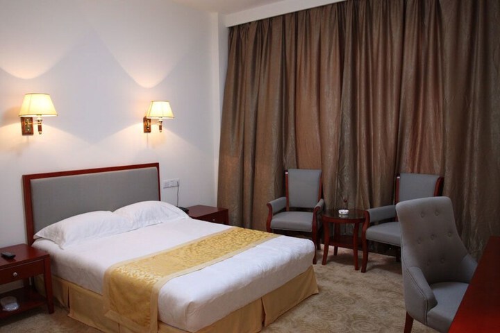 Room 3 of 19