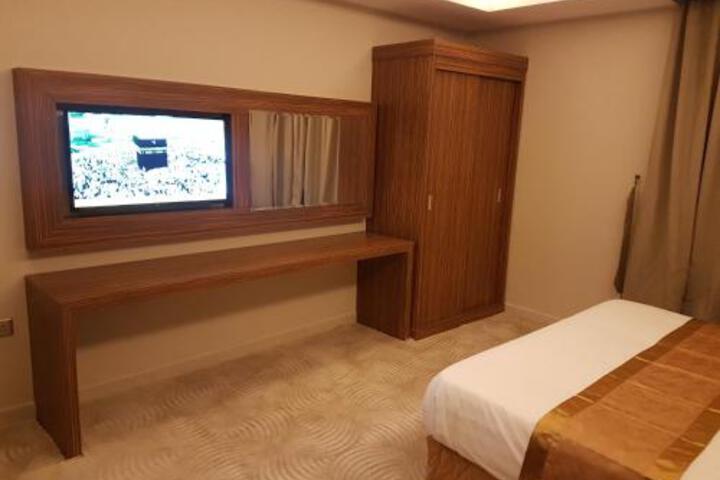 H (Hills) ApartHotel