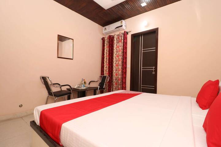 Room 19 of 25