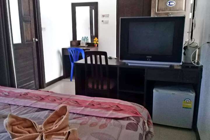 Room 19 of 32