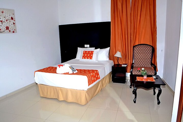 Room 9 of 46