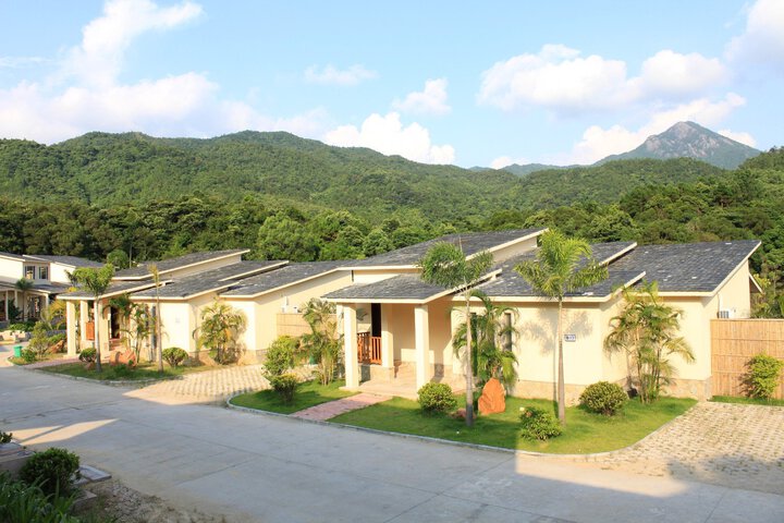 Hotel 6 of 33