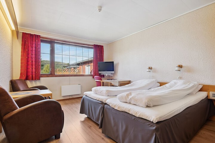 Room 14 of 50