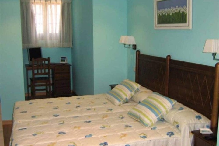 Room 5 of 15