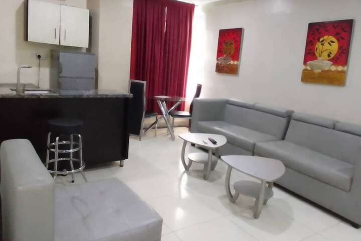 Room 10 of 31