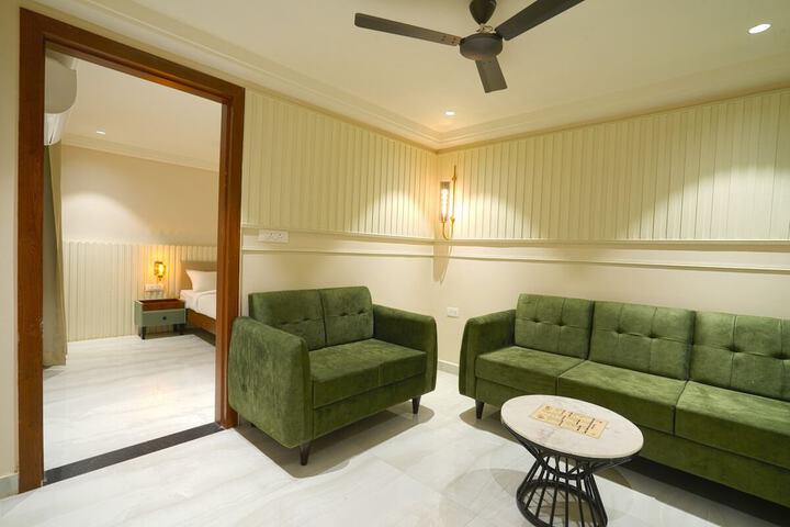 Room 42 of 64