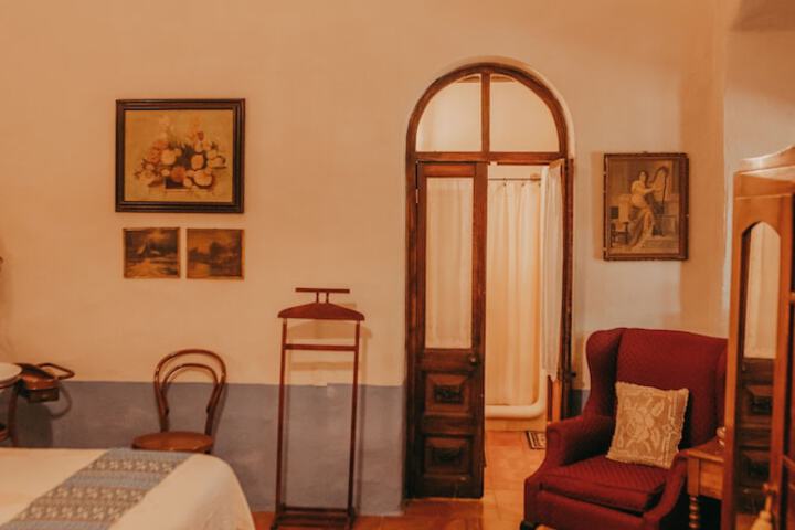 Room 10 of 151