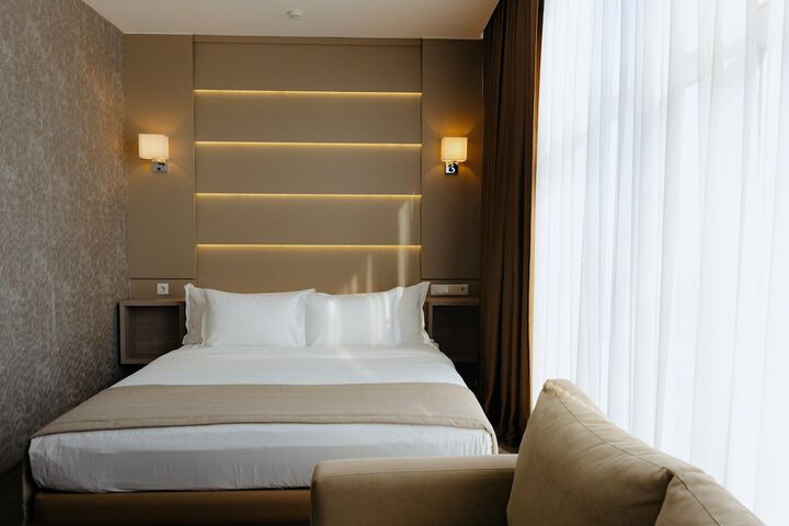 Room 25 of 80