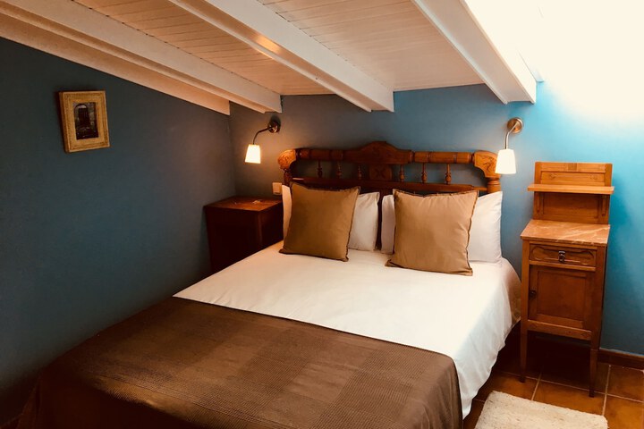 Room 9 of 44