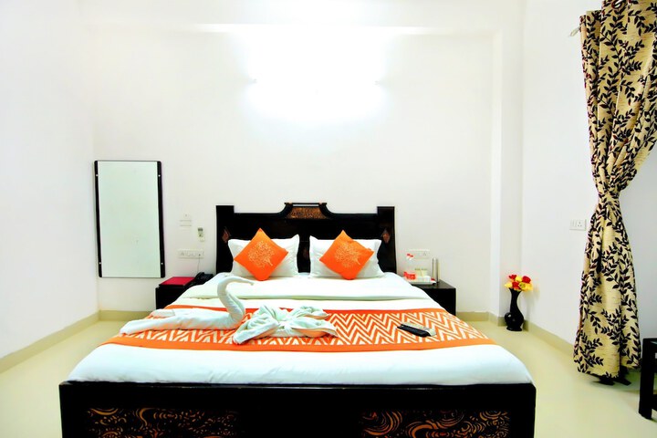 Room 17 of 48