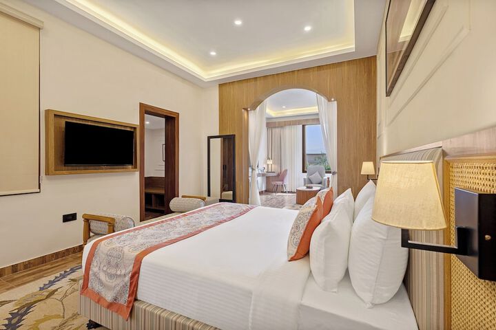 Room 8 of 21