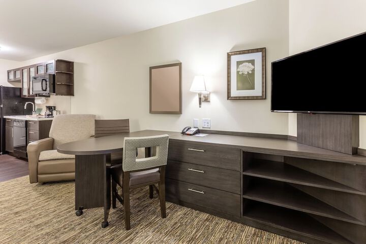 Concierge desk