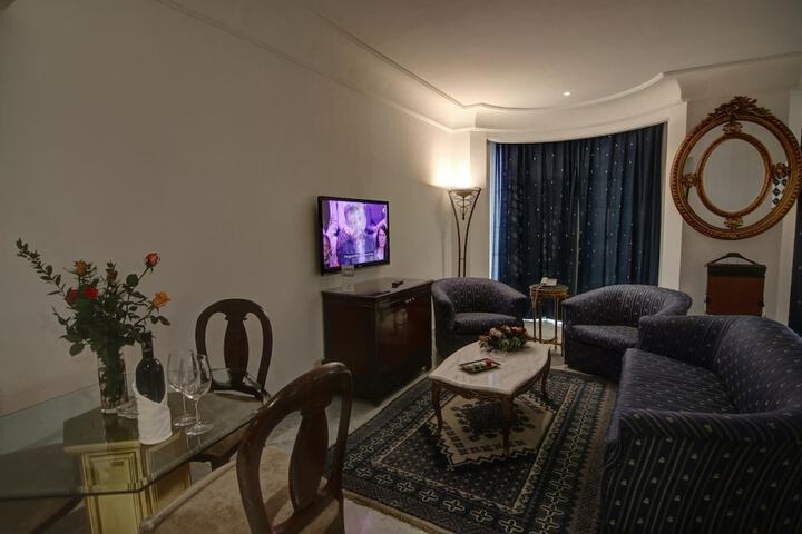 Room 25 of 49